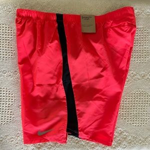 NEW NIKE SHORTS